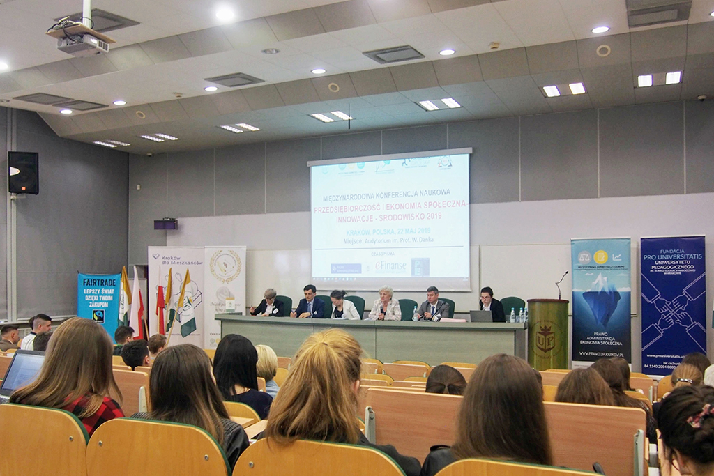 Relacja z Międzynarodowej Konferencji Naukowej „Entrepreneurship and Social Economy – Innovations – Environment 2019”, zdjęcie 1 (2)