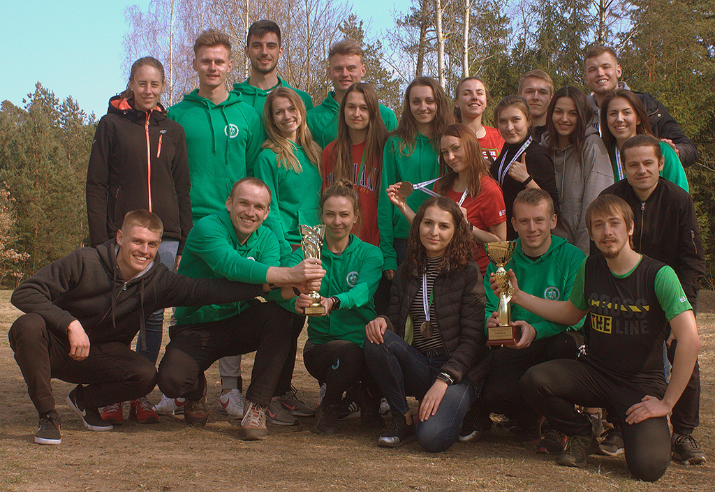 Z Akademickich Mistrzostw Polski w biegach przełajowych wróciliśmy z dwoma medalami