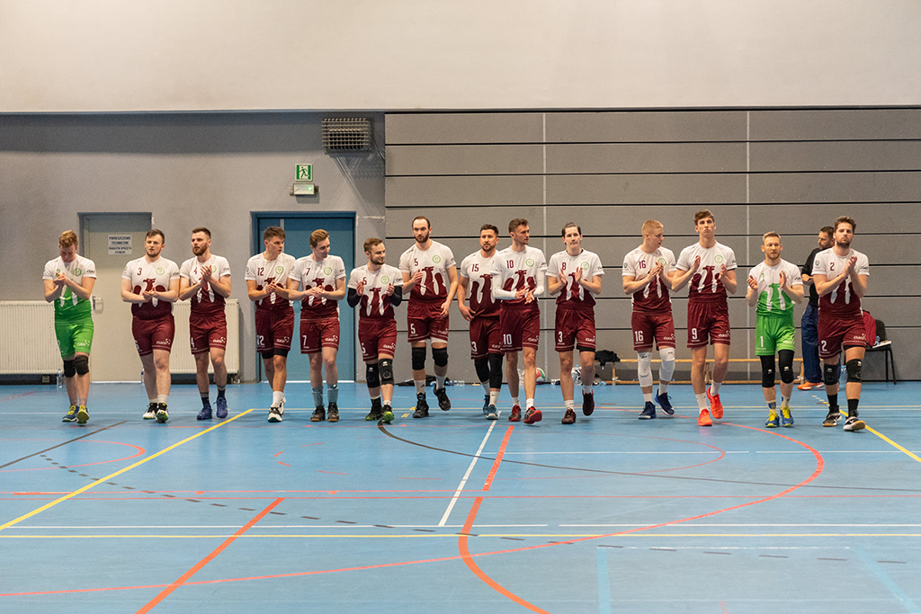 drużyna siatkarzy Akademickiego Związku Sportowego Uniwersytetu Pedagogicznego