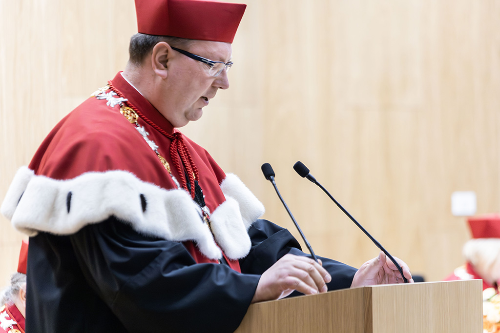 Prorektor ds. Nauki dr hab. Michał Rogoż, prof. UKEN