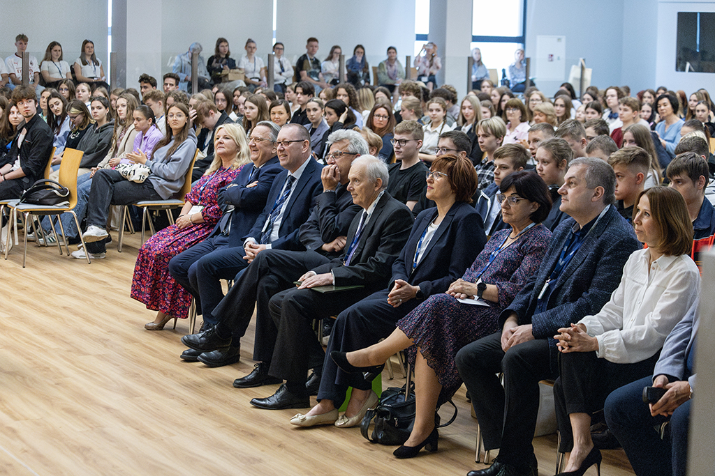 uczestnicy III Konferencji Uczniów szkół średnich