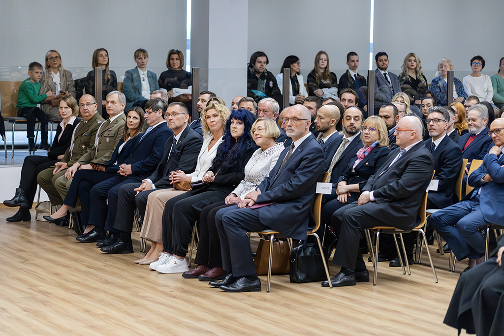 uczestnicy inauguracji roku akademickiego 2025/2026