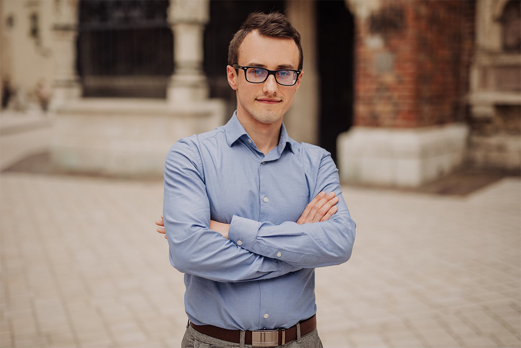 Dr Tomasz Korban 