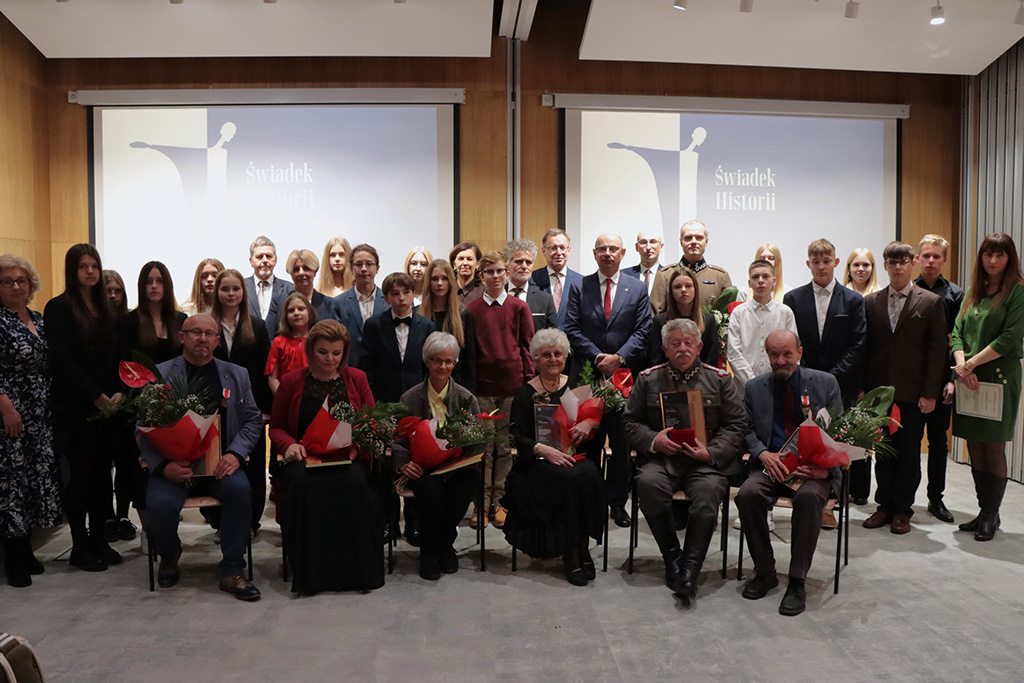 Laureaci Nagrody Prezesa IPN „Świadek Historii
