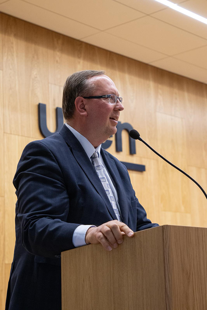 Prorektor UKEN ds. Nauki, dr hab. Michał Rogoż, prof. UKEN przy mównicy