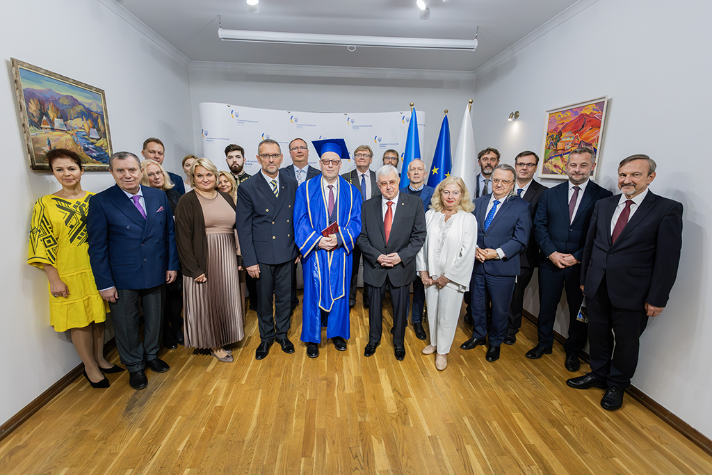rektor UKEN prof piotr borek doktorem honoris causa 10