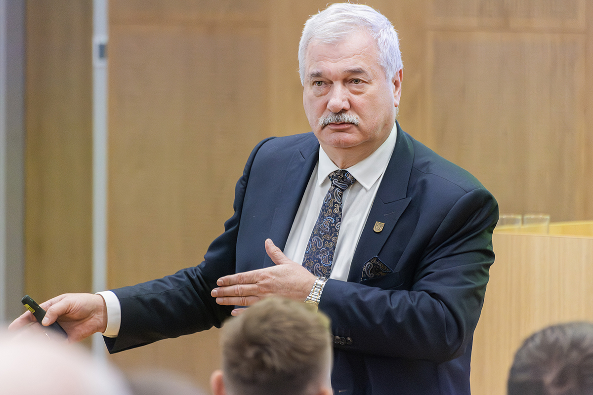 prof. dr hab. inż. dr h.c. Jarosław Wołejszo