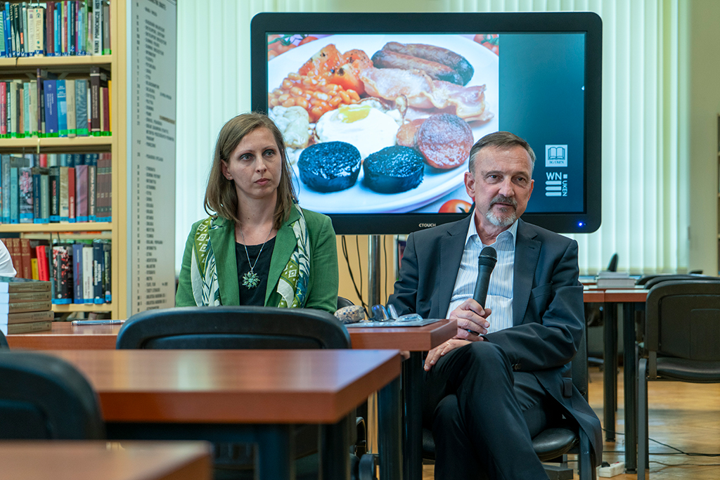 autorzy publikacji: prof. Andrzej Kuropatnicki i dr Marzena Keating