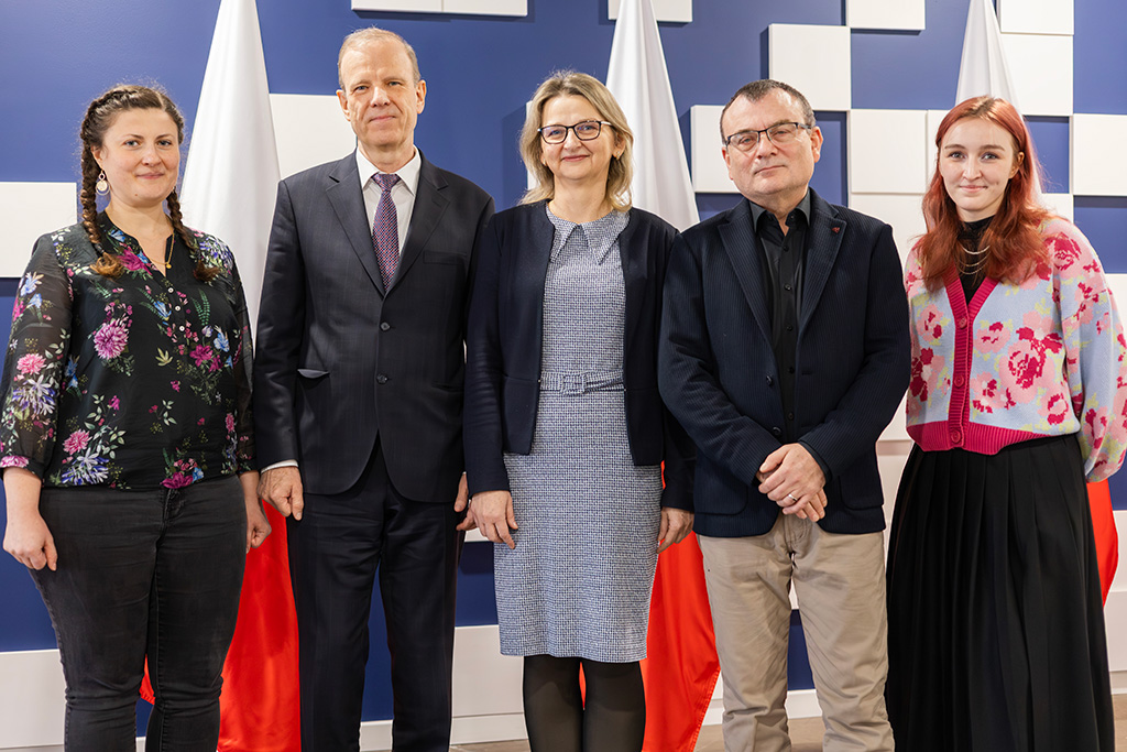 przedstawiciele Szkoły Doktorskiej UKEN wraz z p.o. Rektora dr. hab. Wojciechem Bąkiem, prof. UKEN
