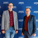 Wykonawcy projekty Łukasz Borowski i&nbsp;Paweł Struś z&nbsp;Instytutu Praw, Ekonomii i&nbsp;Admiracji UKEN