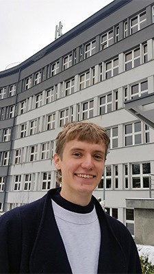 Konrad Guzowski – „Student Grudnia”