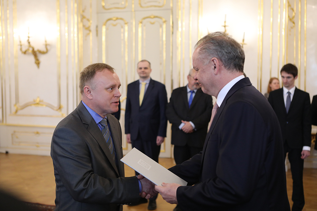 Nominacja profesorska dla dr. hab. Henryka Nogi, prof. UP Nominacja profesorska dla dr hab. Henryka Nogi, prof. UP