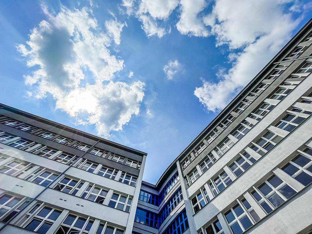 jeden z budynków uniwersyteckich